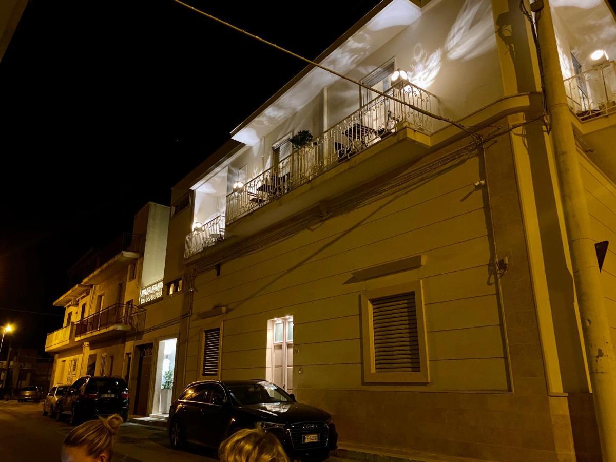 Bed and Breakfast Le Stanze Di Brando E Nico Tricase Exterior foto