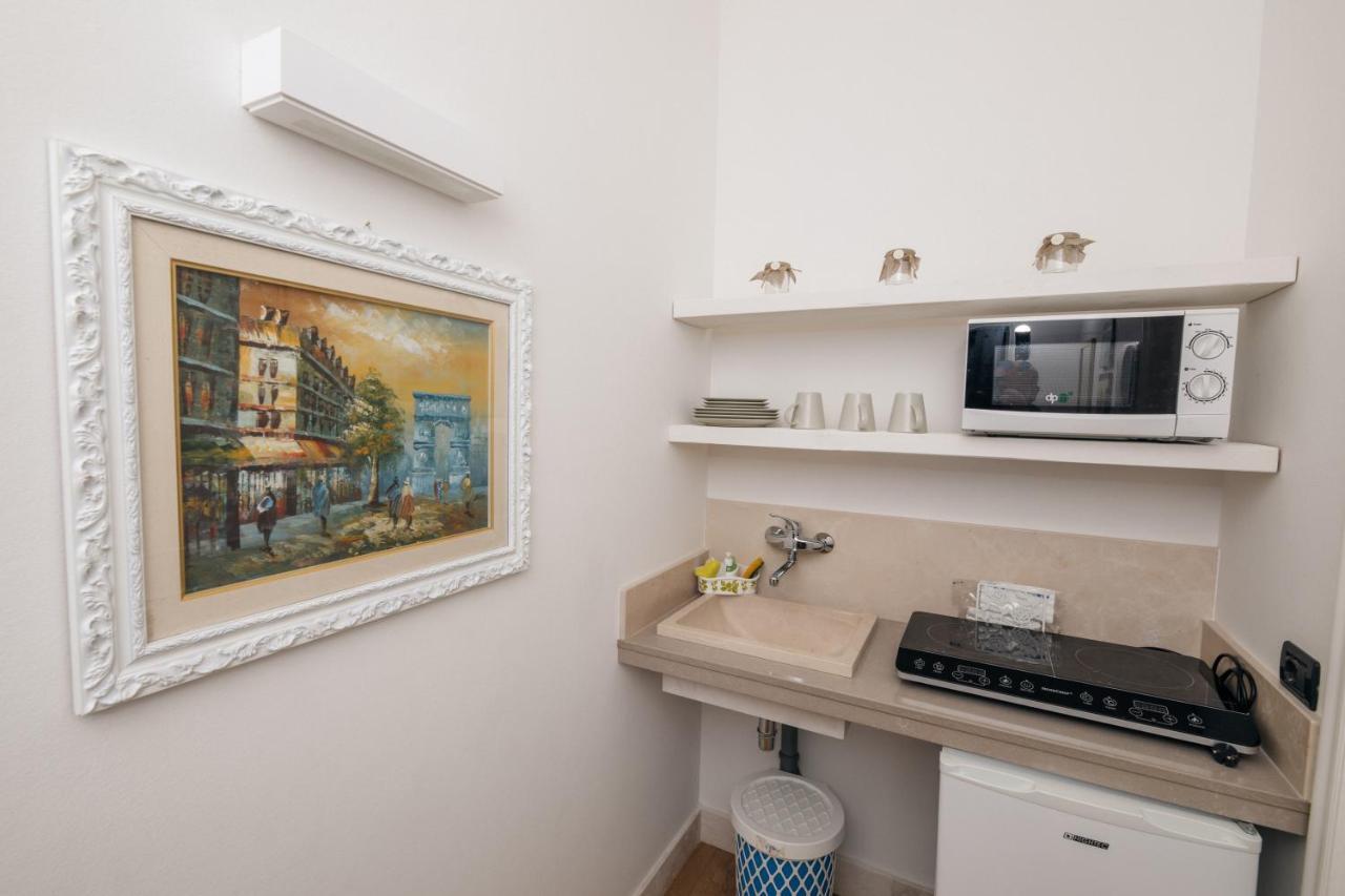Bed and Breakfast Le Stanze Di Brando E Nico Tricase Exterior foto